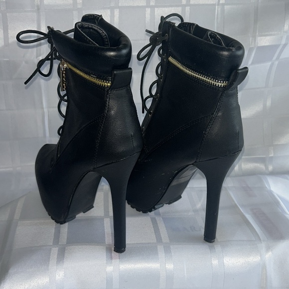 Heel Booties - Picture 3 of 6